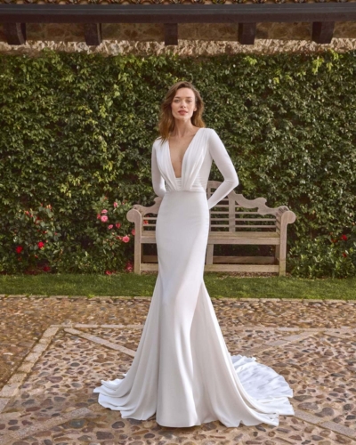 Spanische Hochzeitsmode von Alberto Palatchi Brautkleider - Brautmode Rodgau - Say Jess Dein Brautladen für exklusive Brautmode und Accessoires