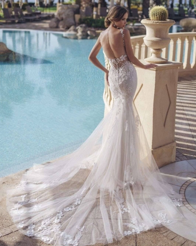 Amerikanisches Hochzeitskleider - Enzoani Brautkleider bei Say Jess Dein Brautladen für exklusive Brautmode und Accessoires