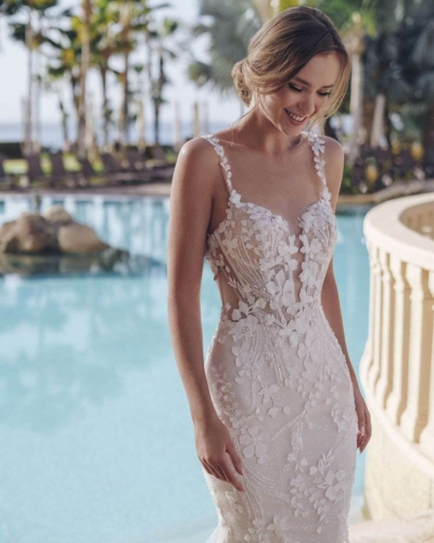 Amerikanisches Hochzeitskleider - Enzoani Brautkleider bei Say Jess Dein Brautladen für exklusive Brautmode und Accessoires