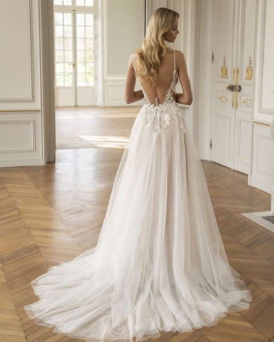 Amerikanisches Hochzeitskleider - Enzoani Brautkleider bei Say Jess Dein Brautladen für exklusive Brautmode und Accessoires