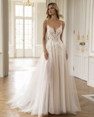 Amerikanisches Hochzeitskleider - Enzoani Brautkleider bei Say Jess Dein Brautladen für exklusive Brautmode und Accessoires