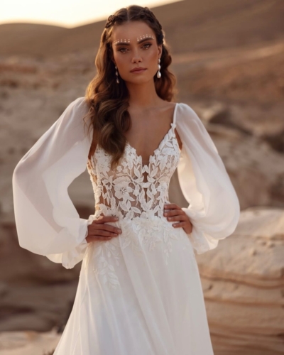 DAMA Couture Brautkleider - Brautmode Rodgau - Say Jess Dein Brautladen für exklusive Brautmode und Accessoires - Handgefertige polnische Brautmode Chiffon Kleid mit Spitze