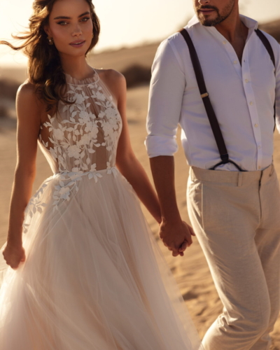 DAMA Couture Brautkleider - Brautmode Rodgau - Say Jess Dein Brautladen für exklusive Brautmode und Accessoires - Handgefertige polnische Brautmode A-Linie mit Softtüll und Neckholder