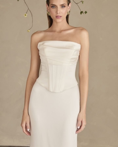 Belgische Brautmode von Jarice - Brautmode Rodgau - Say Jess Dein Brautladen für exklusive Brautmode und Accessoires Fit & Flare clean 2 Teiler