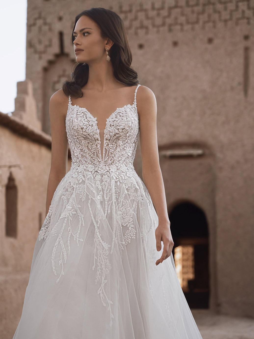 Luxus-Hochzeitskleider – Enzoani Brautkleider bei Say Jess Dein Brautladen für exclusive Brautmode und Accessoires- Amerikanisches Hochzeitskleid A-Linie Glitzer Softtüll