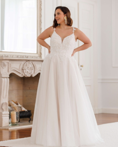 Belgische Brautmode von Jarice - Brautmode Rodgau - Say Jess Dein Brautladen für exklusive Brautmode und Accessoires A-Linie Softtüll curvy