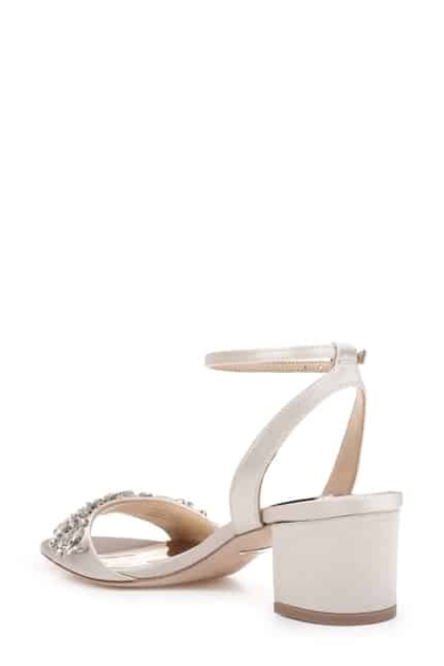 Badgley Mischka Schuhe - Brautmode Rodgau - Say Jess Dein Brautladen für exklusive Brautmode und Accessoires - Frankfurt a.M., Aschaffenburg, Wiesbaden, Offenbach, Mainz, Darmstadt, Hanau, Heidelberg