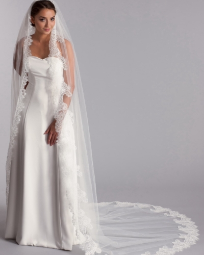 Schleier und Jacken - Brautmode Rodgau - Say Jess Dein Brautladen für exklusive Brautmode und Accessoires für Frankfurt a.M., Aschaffenburg, Wiesbaden, Offenbach, Mainz, Darmstadt, Hanau, Heidelberg