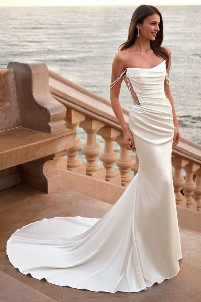 Say Jess Enzoani Hochzeitskleider 2027 – 27_Love_Web_FOSETTA_Look_1Fro